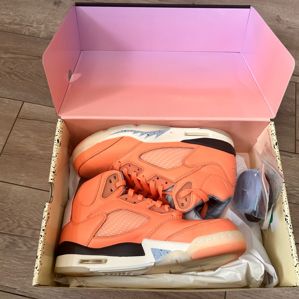 Air Jordan 5 Retro SP DV5982 641